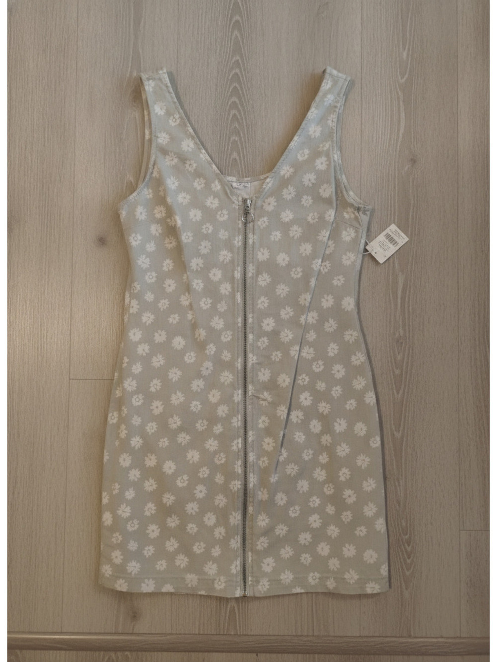 No Boundaries Light Gray Floral Zip-Front Mini Dress Medium
